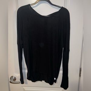Forever 21 black open back long sleeve shirt